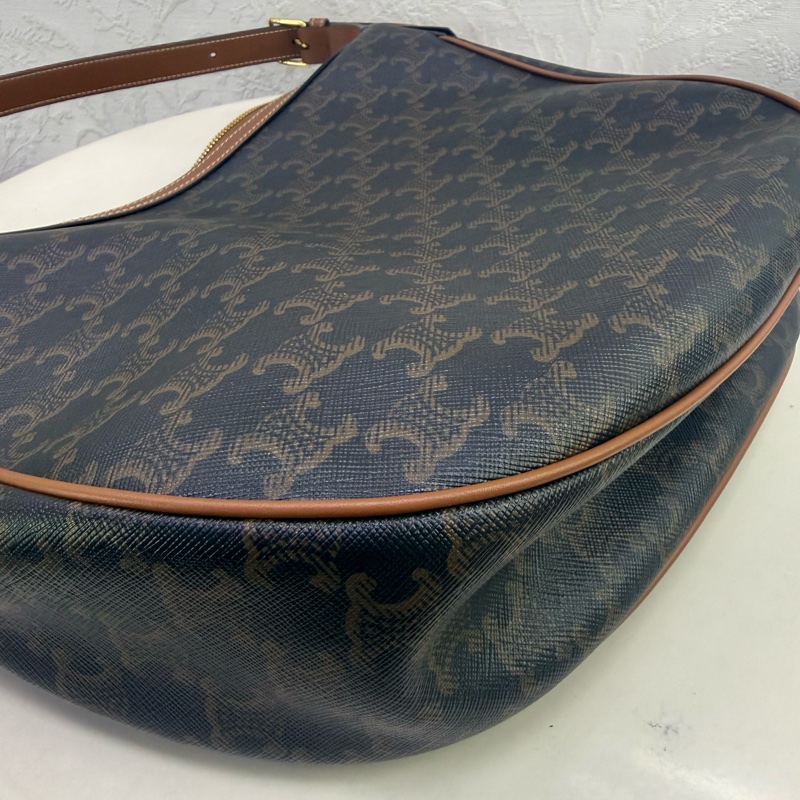 Celine Trimphe Hobo Bag-9