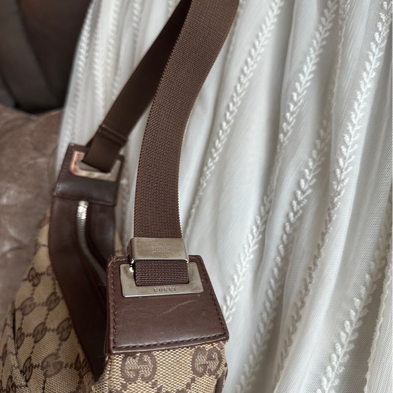 古馳 gucci 老花 腋下包 肩背包 GG Monogram 緹花帆布 Hobo半月包 牛角包 單肩腋下包-12