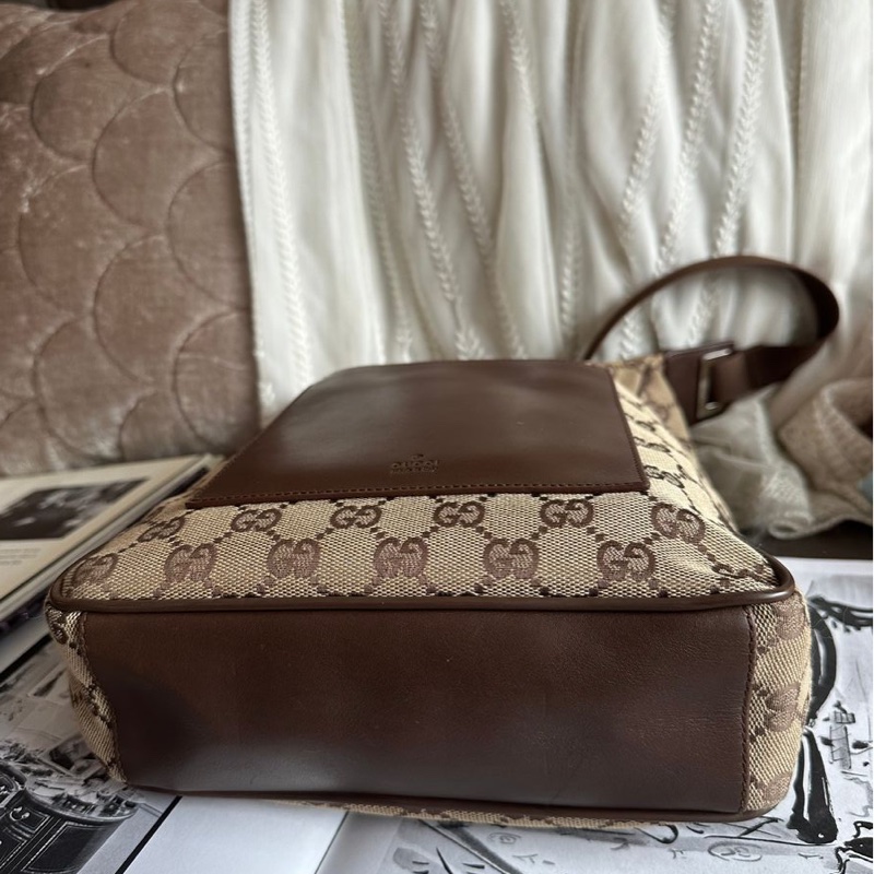 古馳 gucci 老花 腋下包 肩背包 GG Monogram 緹花帆布 Hobo半月包 牛角包 單肩腋下包-16