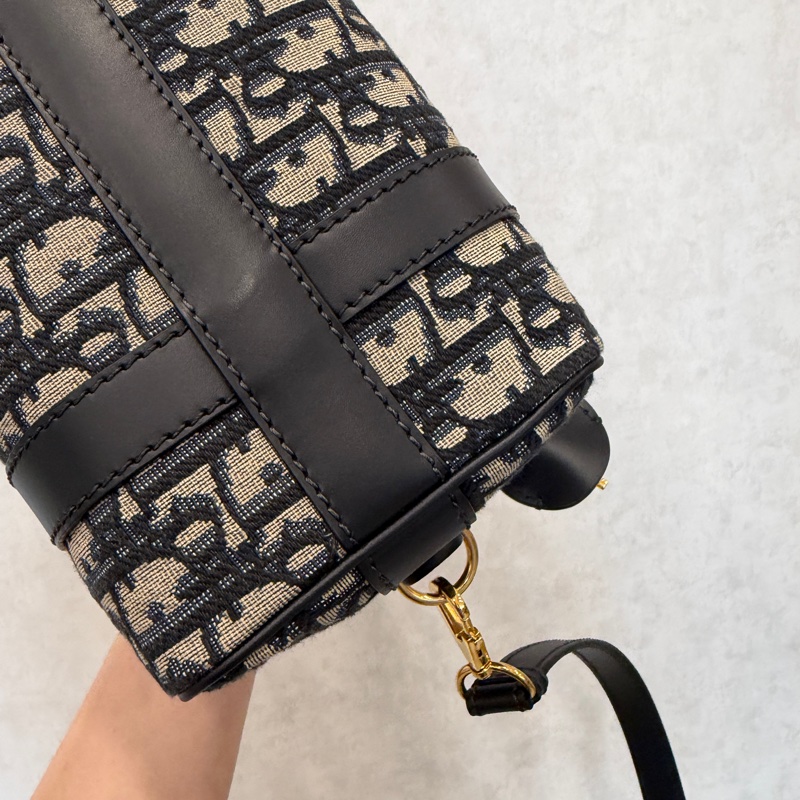 Dior 提花布深藍牛皮金釦手提斜背波士頓包-9