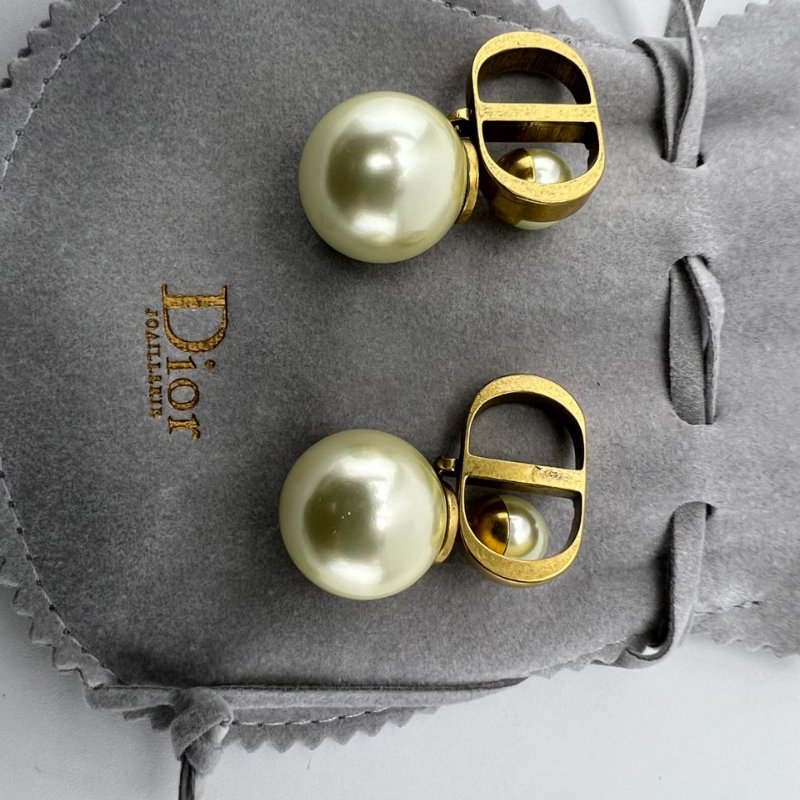 Dior Tribales 經典 CD 字母珍珠耳釘-2
