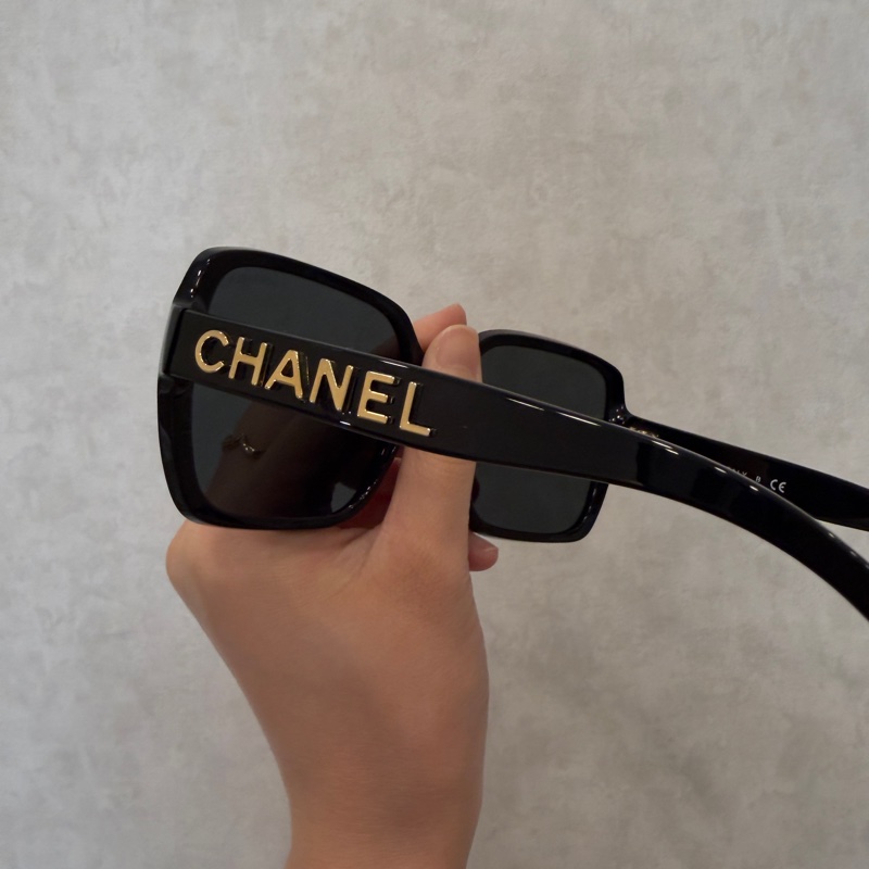 Chanel 黑色金字Logo太陽眼鏡-3