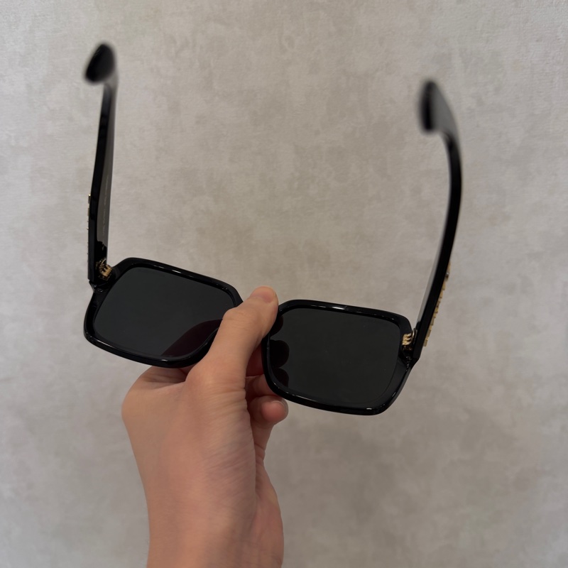 Chanel 黑色金字Logo太陽眼鏡-4