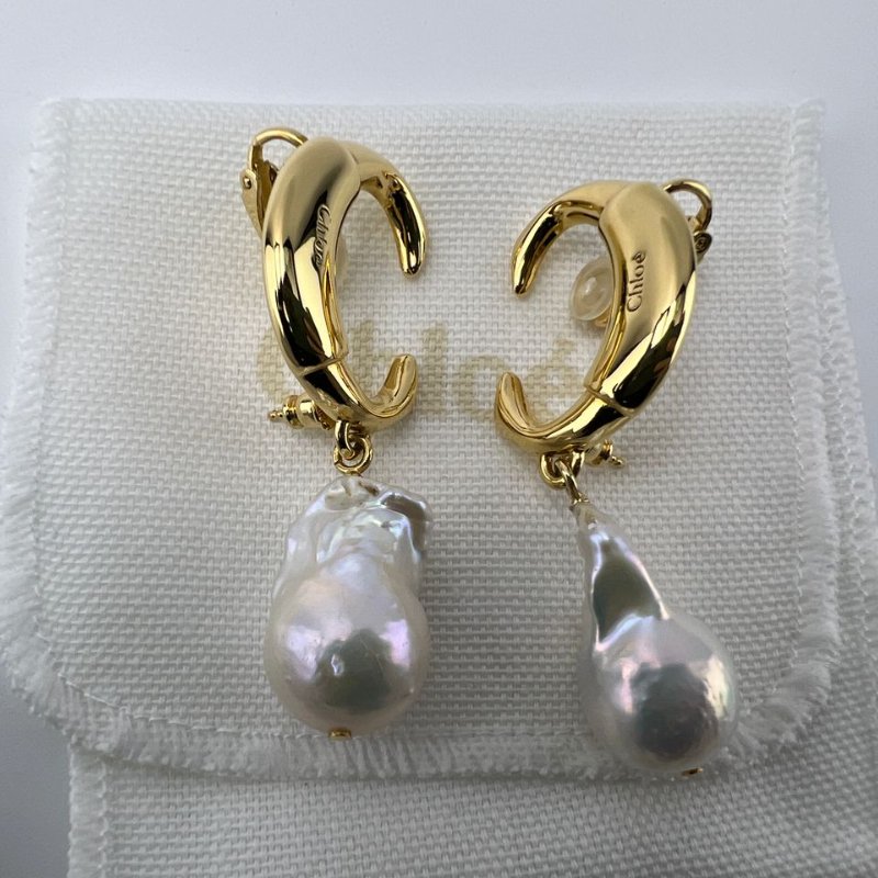 Chloé 復古金巴洛克異形珍珠耳扣-0