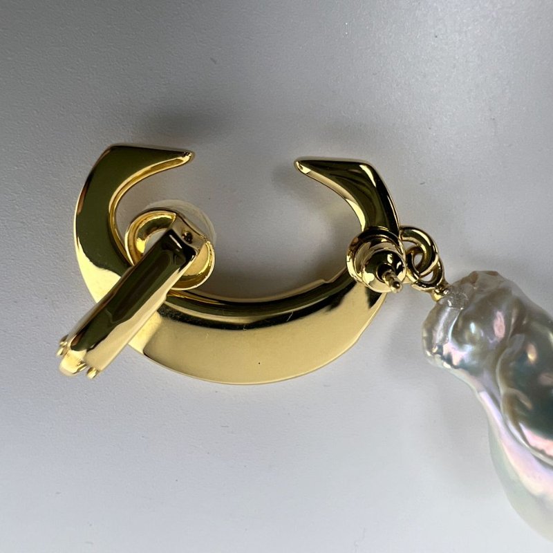 Chloé 復古金巴洛克異形珍珠耳扣-5