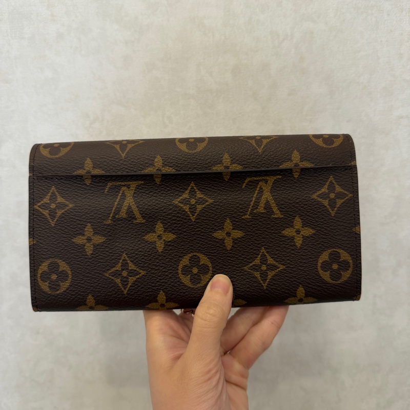 LV 原花金釦內芭蕾粉Sarah長夾M60531-5