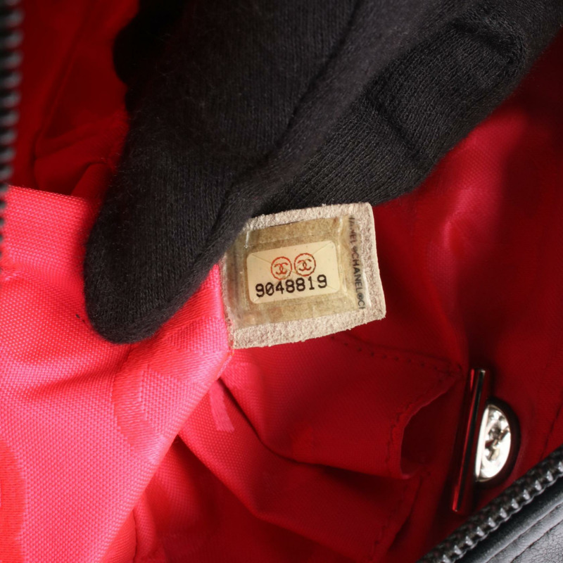 香奈兒 Cambon 系列保齡球單肩包，黑色皮革，二手女款，附五金配件-4