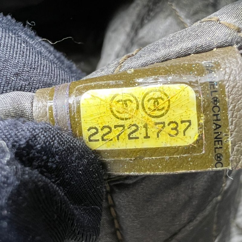 Chanel Le Boy 系列菱格荔枝紋手拿包-5