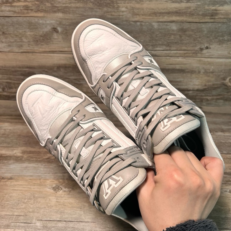 Louis Vuitton路易威登 trainer 灰白 灰色   41碼-4