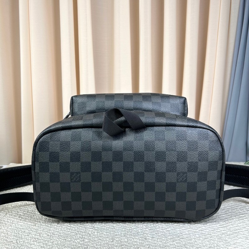 LV路易威登Zack系列黑色棋盤格雙肩包 銀色五金 抽繩設計 容量超大 好看百搭 日常旅遊 出差實用款-4