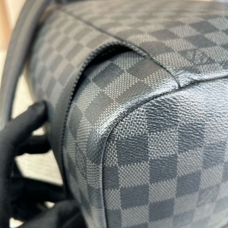 LV路易威登Zack系列黑色棋盤格雙肩包 銀色五金 抽繩設計 容量超大 好看百搭 日常旅遊 出差實用款-7