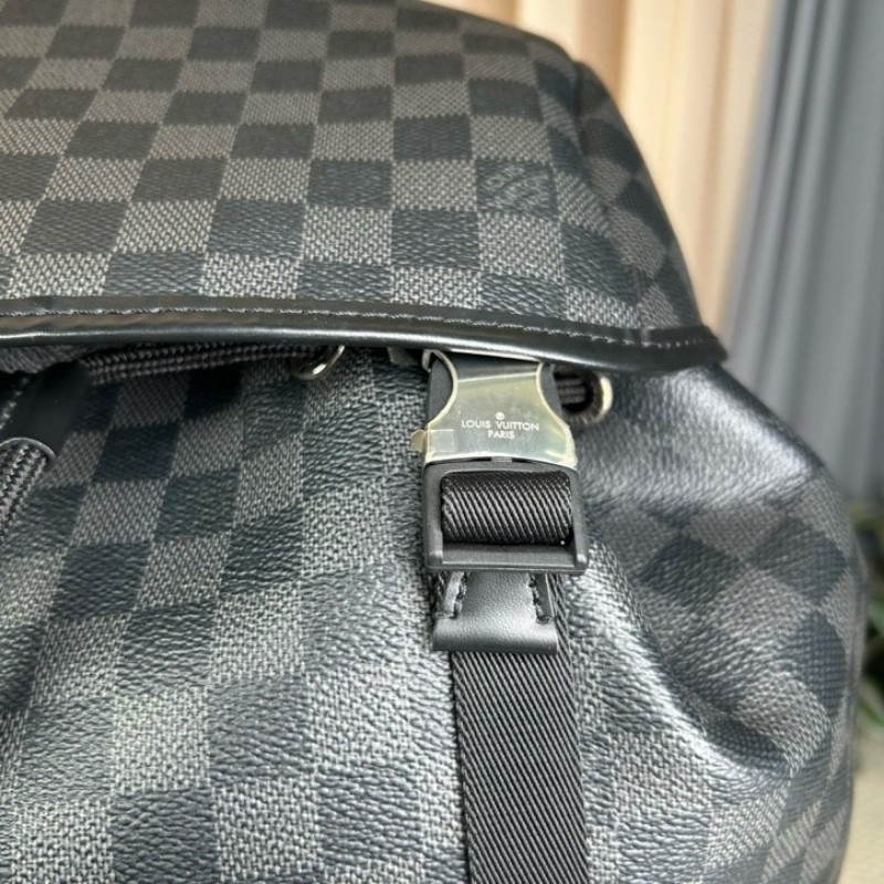 LV路易威登Zack系列黑色棋盤格雙肩包 銀色五金 抽繩設計 容量超大 好看百搭 日常旅遊 出差實用款-12