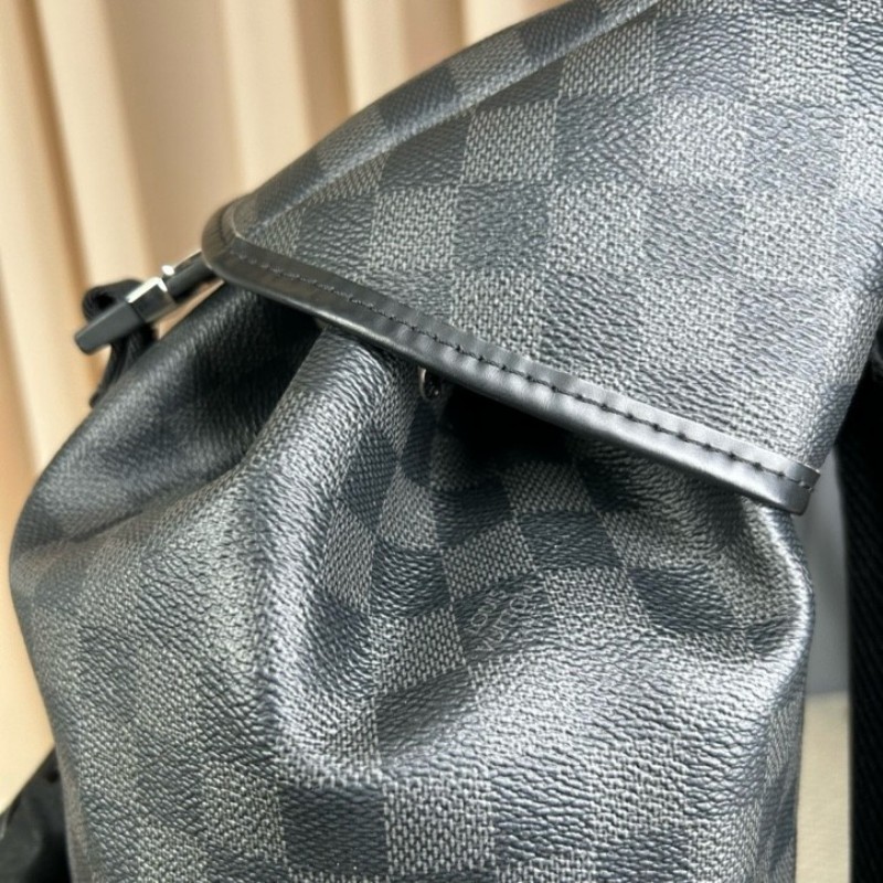 LV路易威登Zack系列黑色棋盤格雙肩包 銀色五金 抽繩設計 容量超大 好看百搭 日常旅遊 出差實用款-13