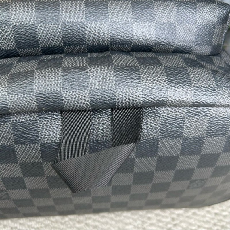 LV路易威登Zack系列黑色棋盤格雙肩包 銀色五金 抽繩設計 容量超大 好看百搭 日常旅遊 出差實用款-20