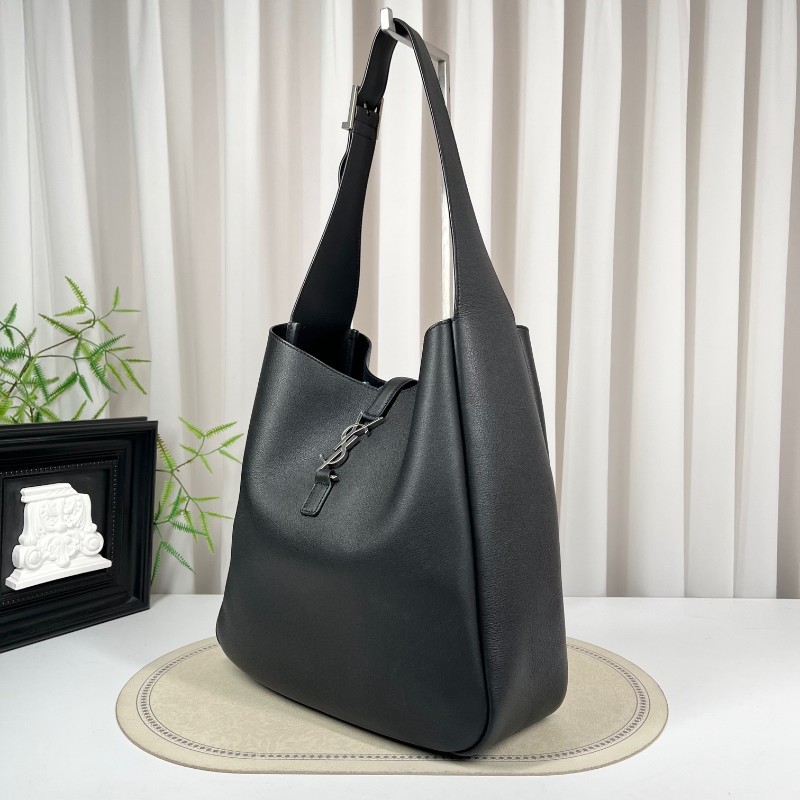 SAINT LAURENT聖羅蘭 銀色Logo鉤扣開合 黑色柔軟粒面牛皮 Hobo流浪包手提單肩包-3