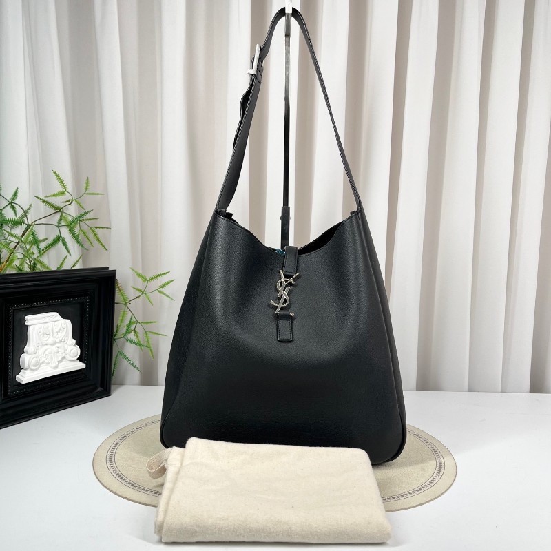 SAINT LAURENT聖羅蘭 銀色Logo鉤扣開合 黑色柔軟粒面牛皮 Hobo流浪包手提單肩包-5