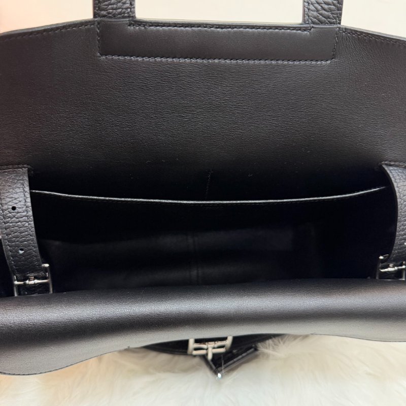 現貨誠可議Hermes halzan31 黑銀 99新配件塵袋盒子購證-5