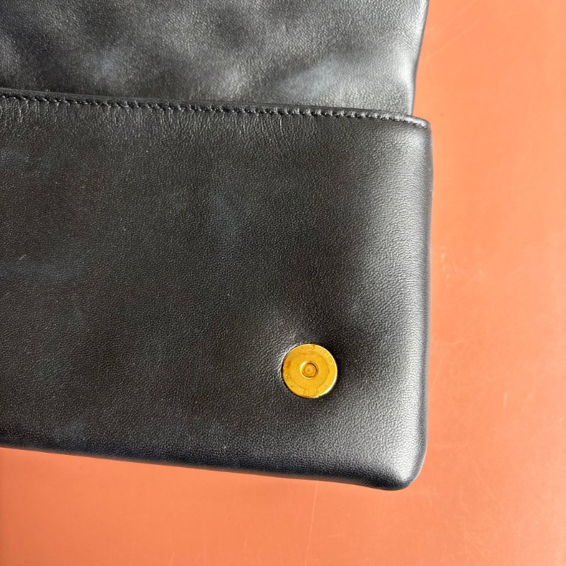 ::Louis Vuitton::LV M82116 Pochette Coussin Monogram 黑色羊皮壓花圖案圖樣 鏈帶肩背包-27