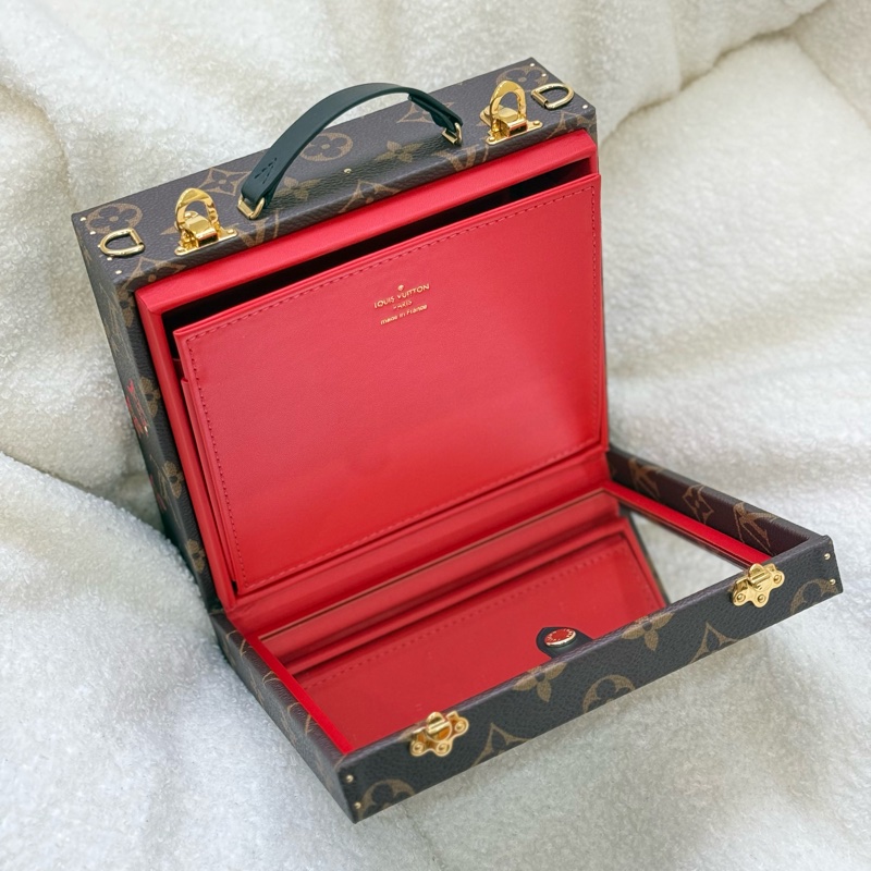 (情人節限定款💝）Lv愛心硬箱信封子母手提單肩斜背包 專櫃二十幾萬-6