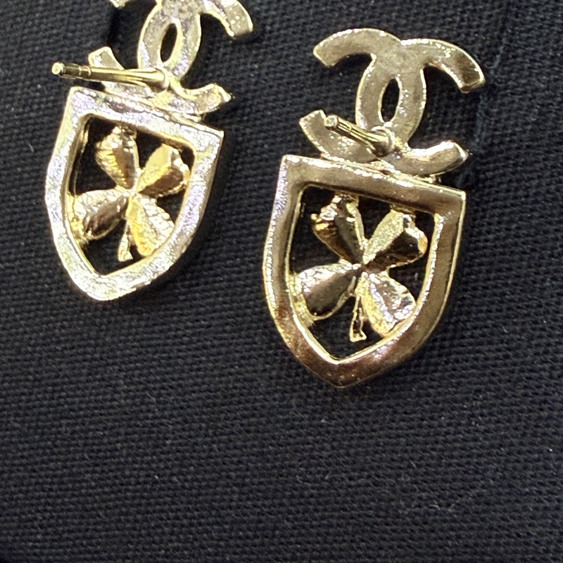 全新香奈兒chanel  cc logo 耳釘 盾牌耳環-6