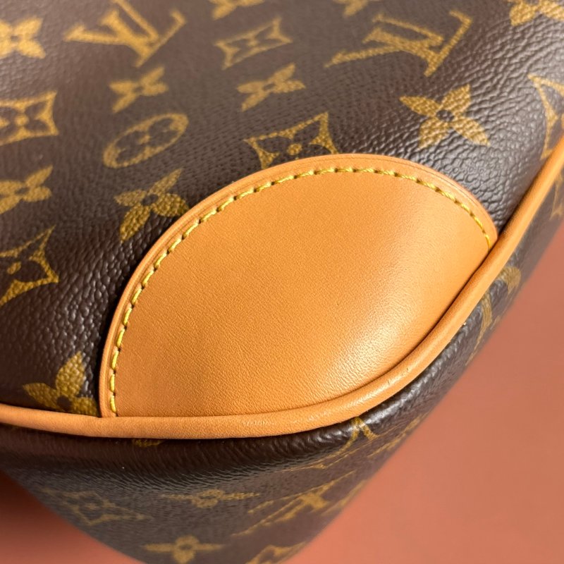 ::Louis Vuitton::LV M45832 Boulogne PM Monogram 牛皮飾邊牛角包 肩背包 鏈包-5