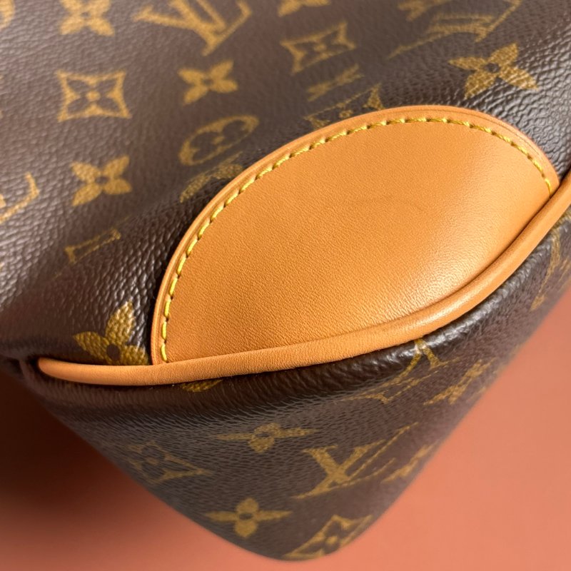 ::Louis Vuitton::LV M45832 Boulogne PM Monogram 牛皮飾邊牛角包 肩背包 鏈包-7