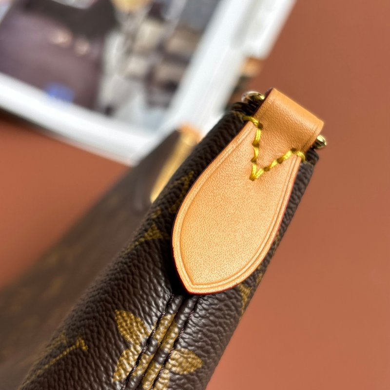 ::Louis Vuitton::LV M45832 Boulogne PM Monogram 牛皮飾邊牛角包 肩背包 鏈包-12