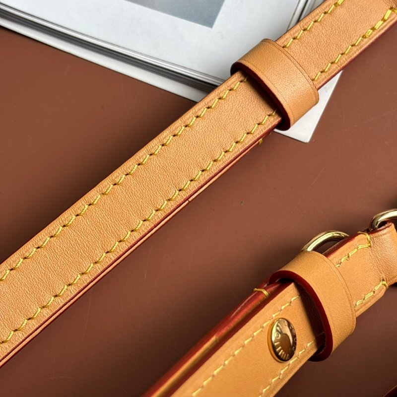 ::Louis Vuitton::LV M45832 Boulogne PM Monogram 牛皮飾邊牛角包 肩背包 鏈包-17