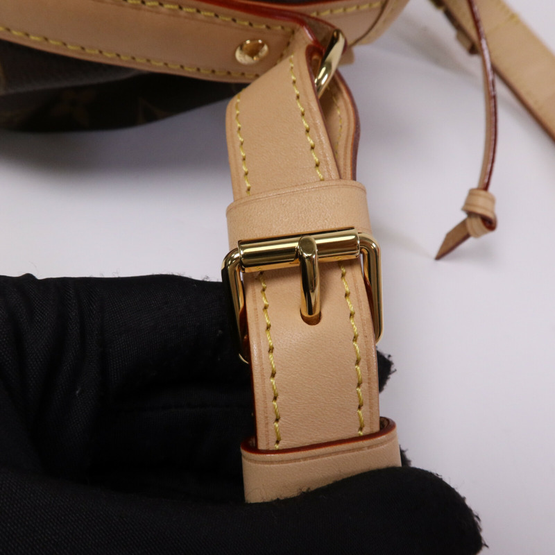 LOUIS VUITTON Monogram Noe BB金扣肩背袋-6