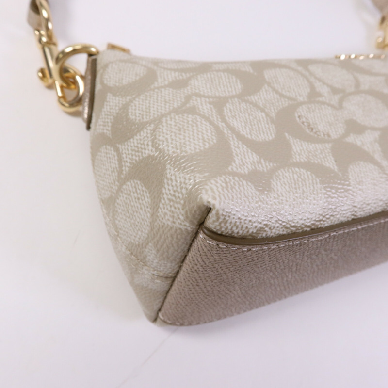 COACH 帆布Charlotte Signature金扣肩背袋-10