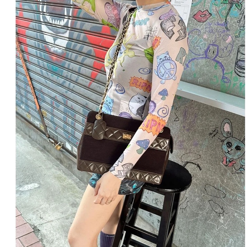 香奈兒 包 鏈條包 斜挎包 斜背包 側背包 手提包 深咖啡色 帆布 復古包 皮革包 包包 皮革包  二手包 中古包 二手  復古 古董包 稀有小極品 Vintage Chanel 2.55  crossbody bag 轉扣深棕皮革帆布鍊帶包-6