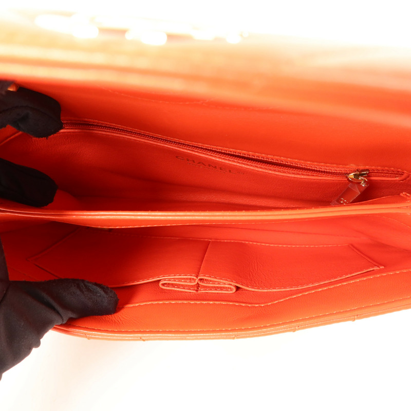 CHANEL 羊皮皮革Trendy CC Chevron Wallet On Chain金扣鏈帶肩背袋-4