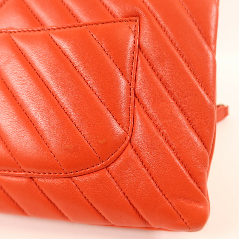 CHANEL 羊皮皮革Trendy CC Chevron Wallet On Chain金扣鏈帶肩背袋-18