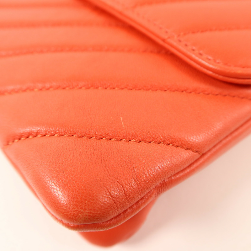 CHANEL 羊皮皮革Trendy CC Chevron Wallet On Chain金扣鏈帶肩背袋-19