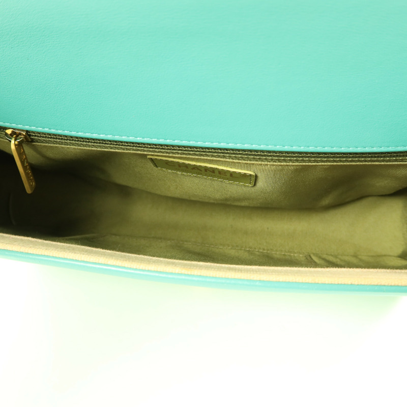 CHANEL 羊皮皮革Boy 28金扣鏈帶肩背袋-4