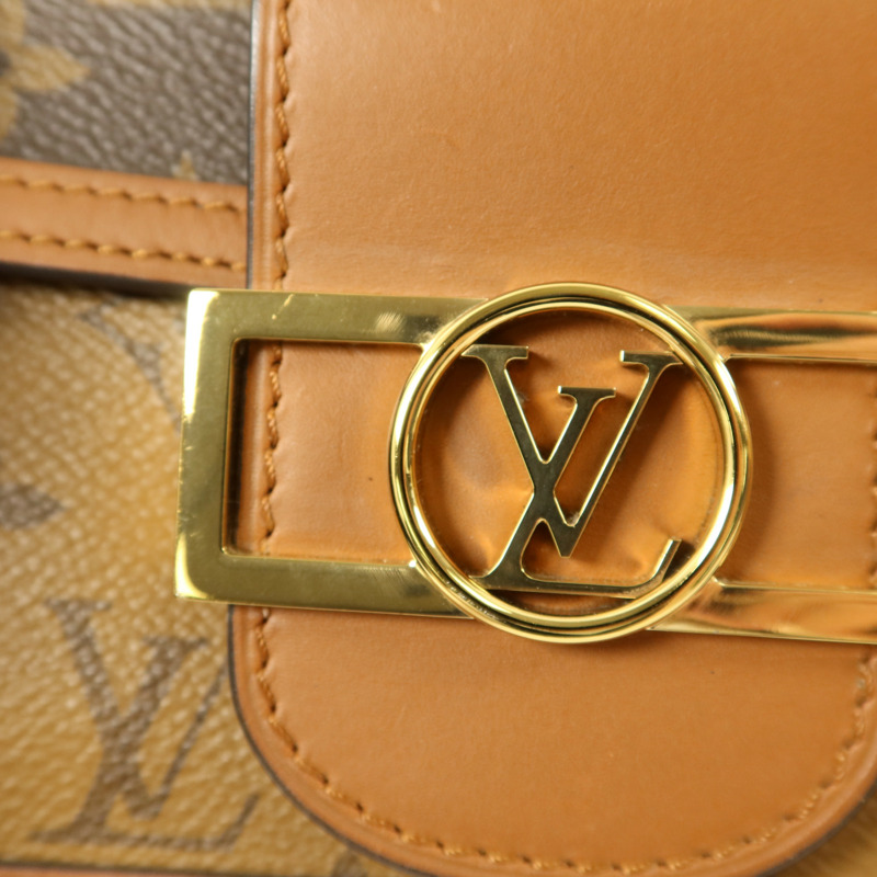 LOUIS VUITTON Monogram Reverse Mini Dauphine金扣肩背袋-16