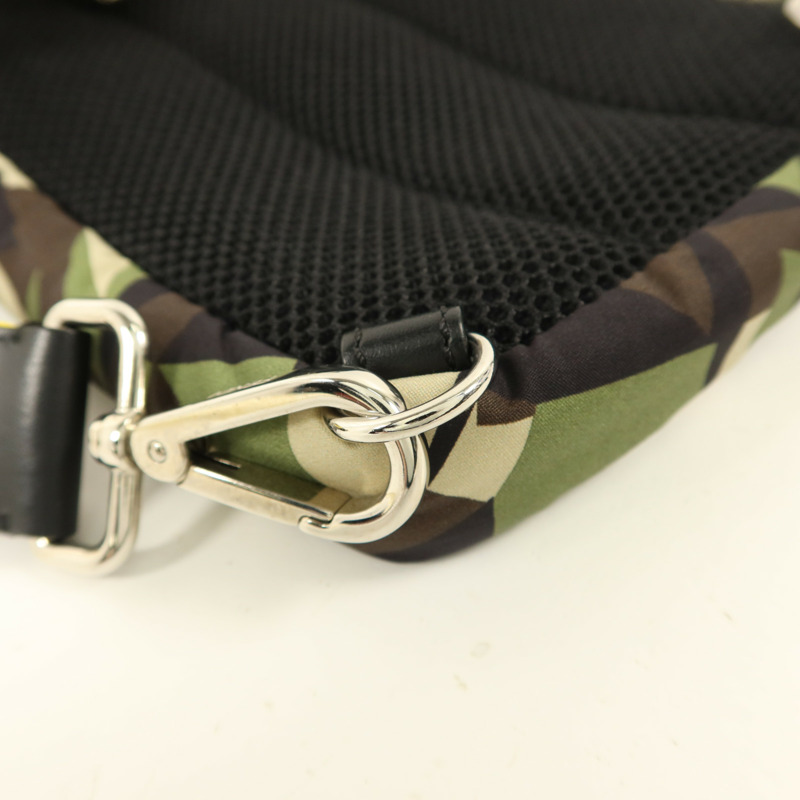 FENDI 尼龍Shoulder Bag銀扣肩背袋-15