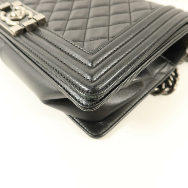 CHANEL 羊皮皮革Boy 25銀扣鏈帶肩背袋-13