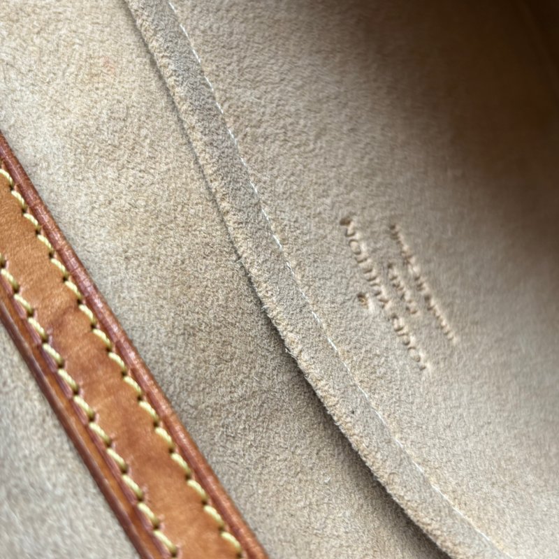 ::Louis Vuitton:: Pochette Twin 花紋信封式斜背包 腰包 手拿包-31