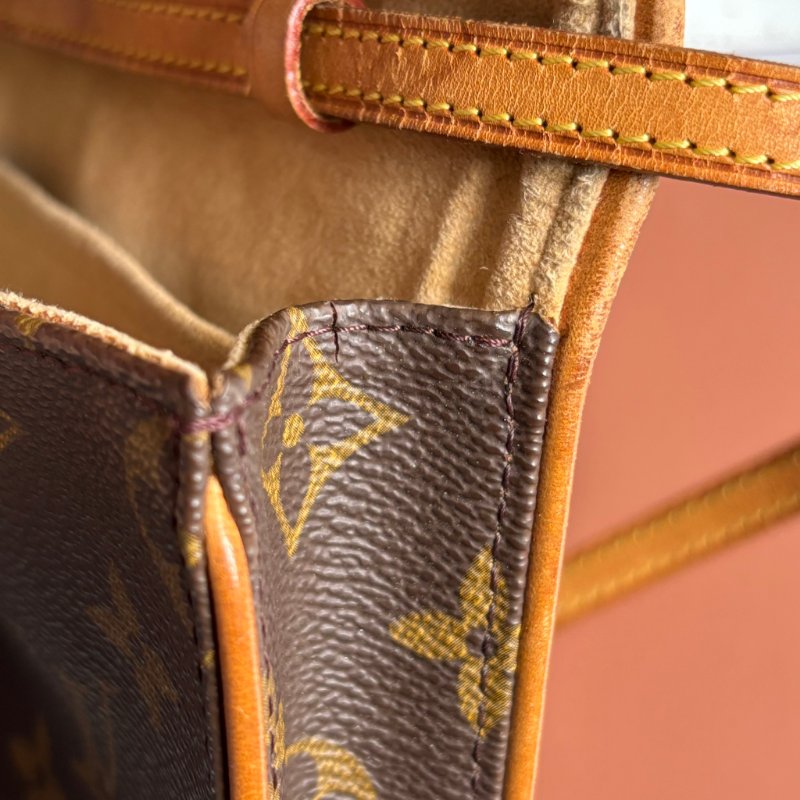 ::Louis Vuitton:: Pochette Twin 花紋信封式斜背包 腰包 手拿包-38