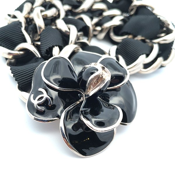 ＊奢華大道國際精品＊【CH0677】CHANEL 黑色琺瑯山茶花帆布腰鍊-1