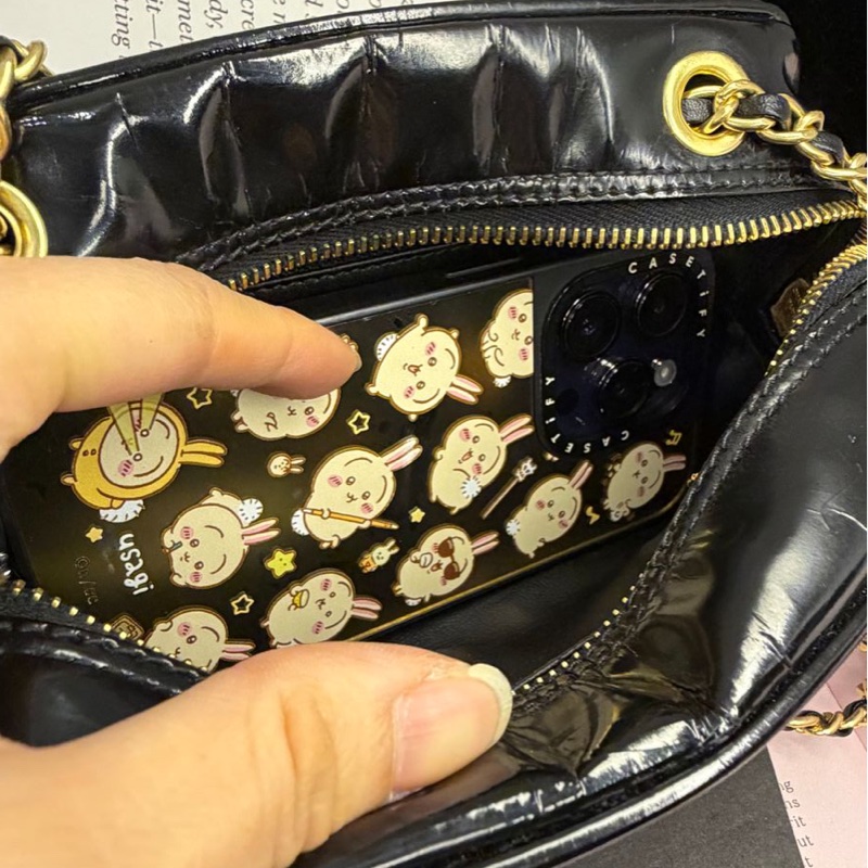 香奈兒 包 黑色漆皮 化妝包 化妝盒  小盒子 鏈條包 斜挎包 斜背包 側背包 手提包 復古包 皮革包 包包 皮革包  二手包 中古包 二手  復古 古董包 Vintage Chanel black patent leather vanity bag-21