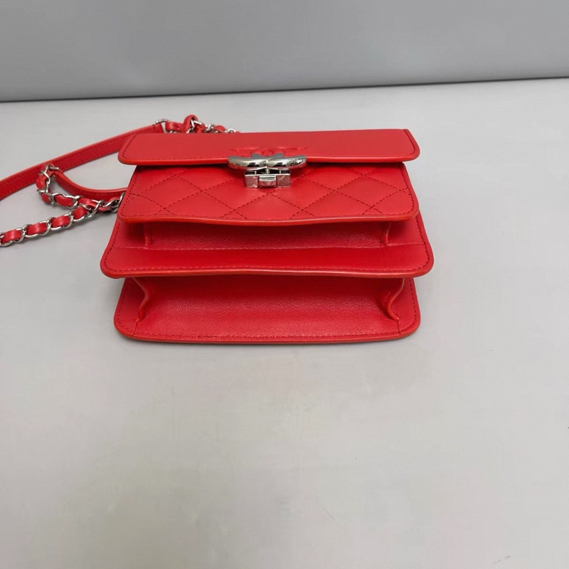 Chanel香奈兒 紅色牛皮古巴系列單肩斜挎包-1