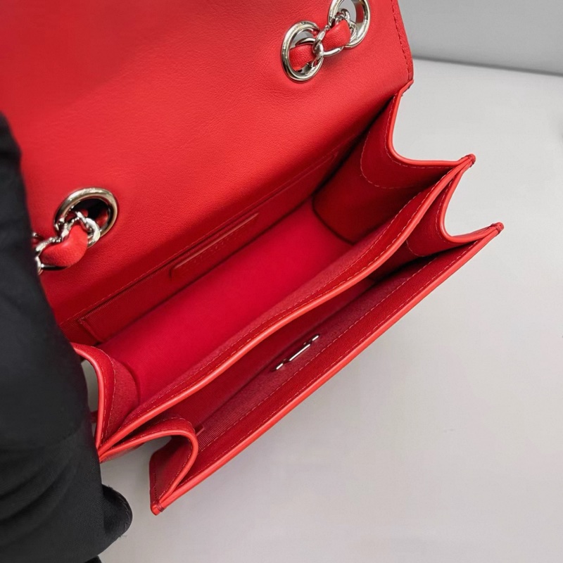 Chanel香奈兒 紅色牛皮古巴系列單肩斜挎包-5