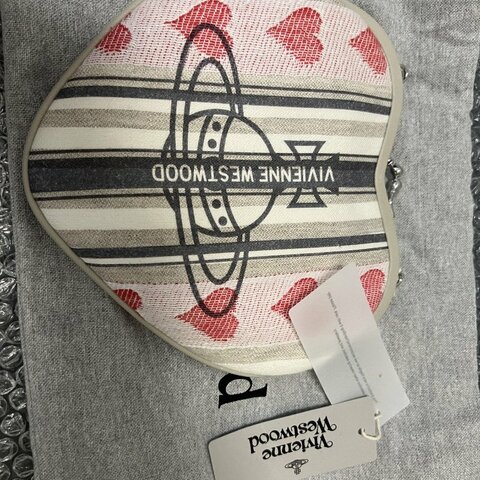 Vivienne Belle Heart Purse 肩背包