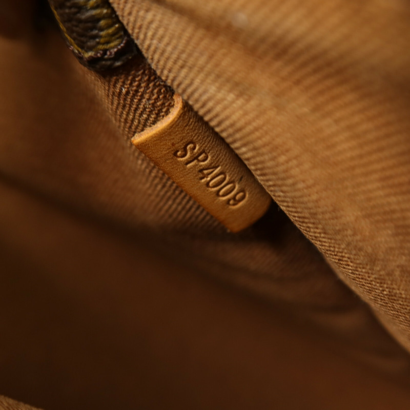 LOUIS VUITTON Monogram Trotteur Beaubourg金扣肩背袋-6