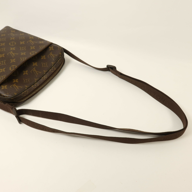 LOUIS VUITTON Monogram Trotteur Beaubourg金扣肩背袋-7