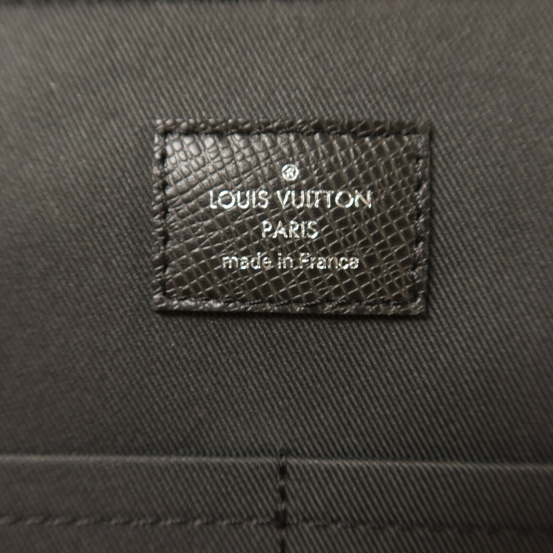 LOUIS VUITTON Taiga Porte Documents Slim銀扣公事包-6