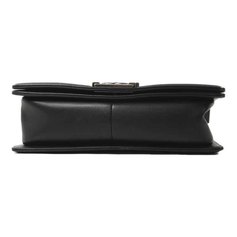 CHANEL 牛皮皮革Boy 25銀扣鏈帶肩背袋-3