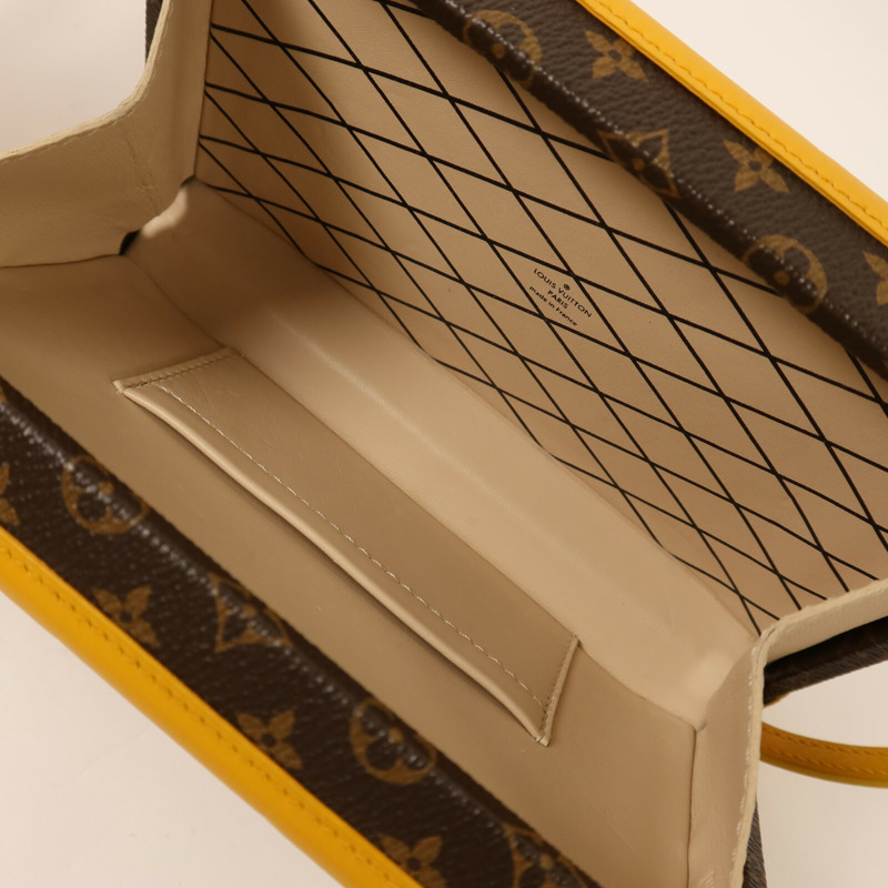 LOUIS VUITTON Monogram Petite Malle金扣肩背袋-4